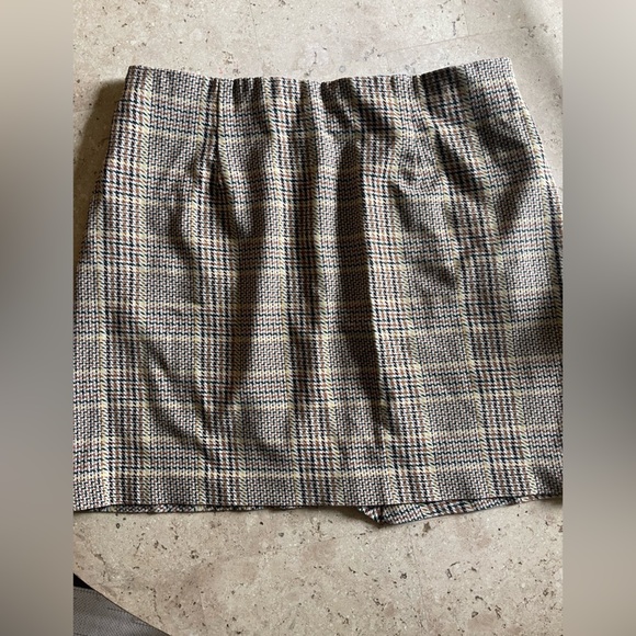 Cabi Plaid Past Time  Women's Skirt - Picture 7 of 9